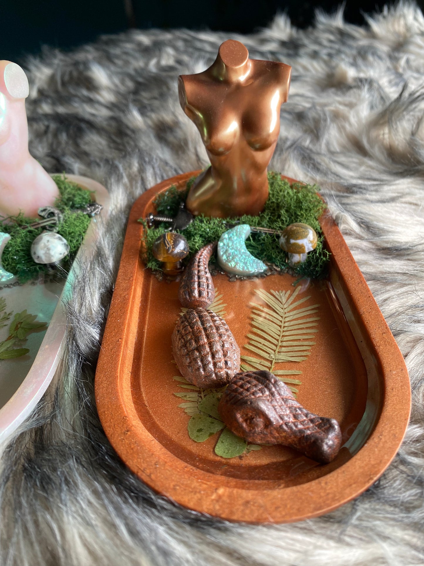 Swamp witch “bronze” Crystal mushroom tray